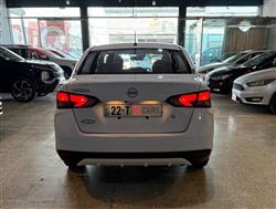 نیسان ڤێرسا